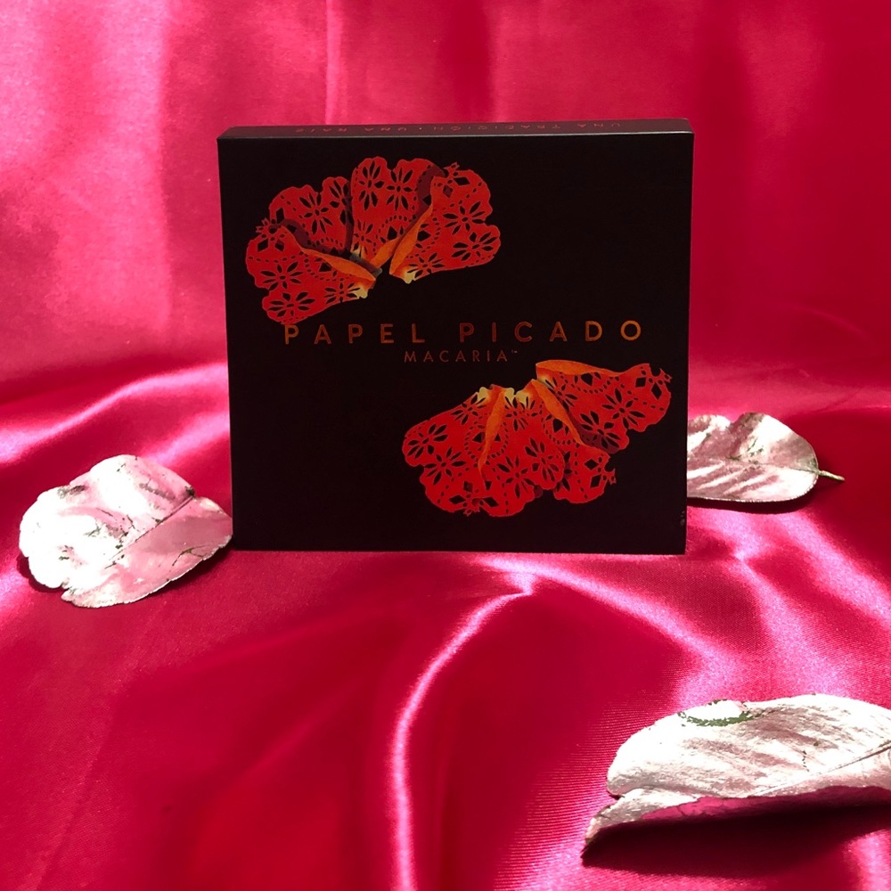 Día de Los Muertos Inspired Eyeshadow Palette